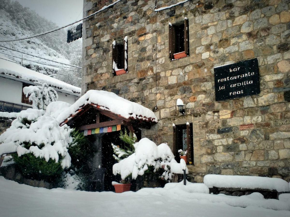 A Pousada Refugio La Ardilla Real Posada De Valdeon Exterior foto